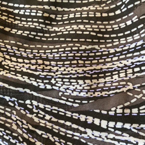 ATHLETA Size 8 Skort Black Gray Dashed Lines Graphic Abstract StayPut Leg TENNIS - Picture 2 of 14